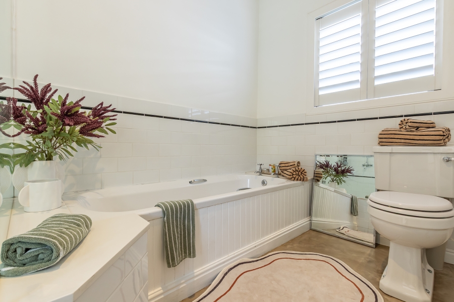 4 Bedroom Property for Sale in Newlands Western Cape